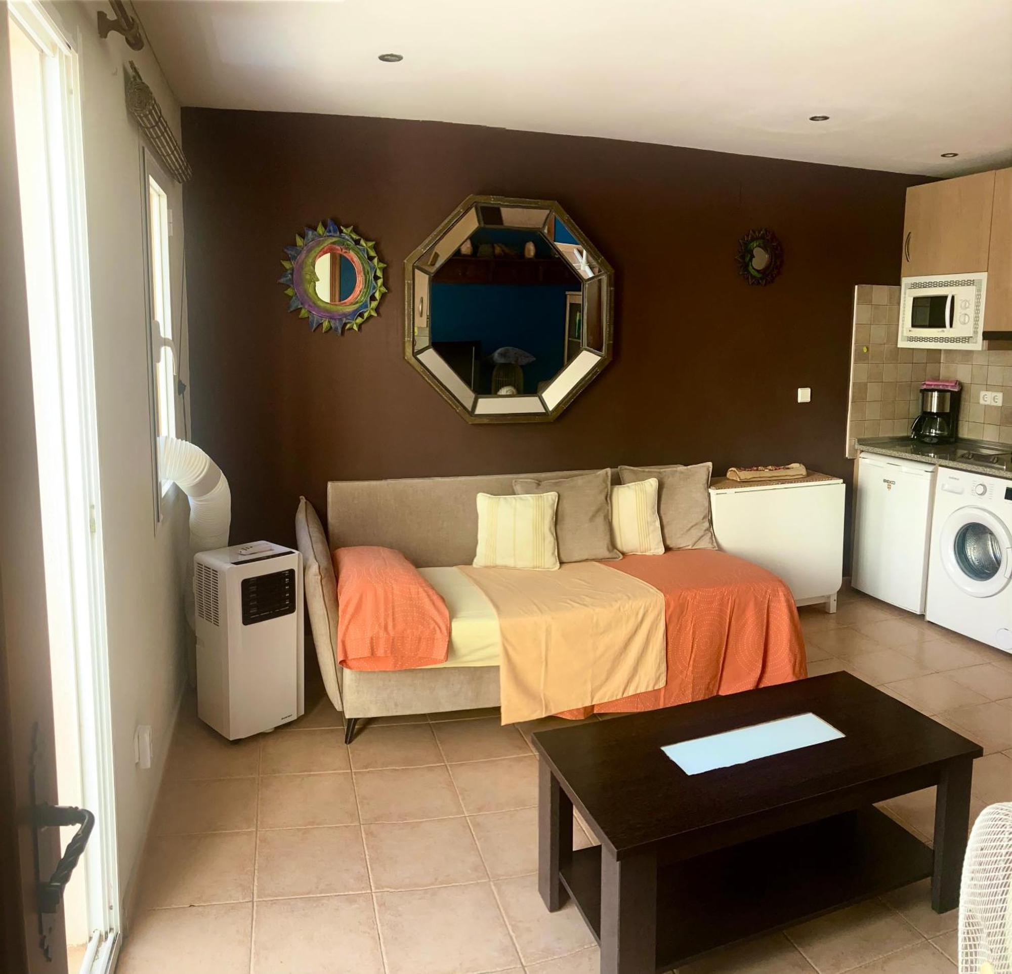 Apartaunmomento Y Disfruta!! Estepona Eksteriør bilde